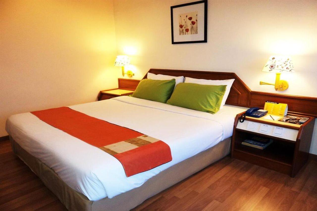 The Emperor Hotel Malacca מראה חיצוני תמונה
