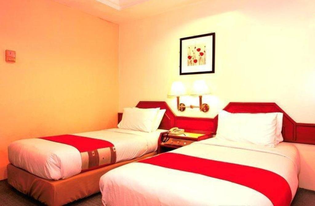 The Emperor Hotel Malacca מראה חיצוני תמונה
