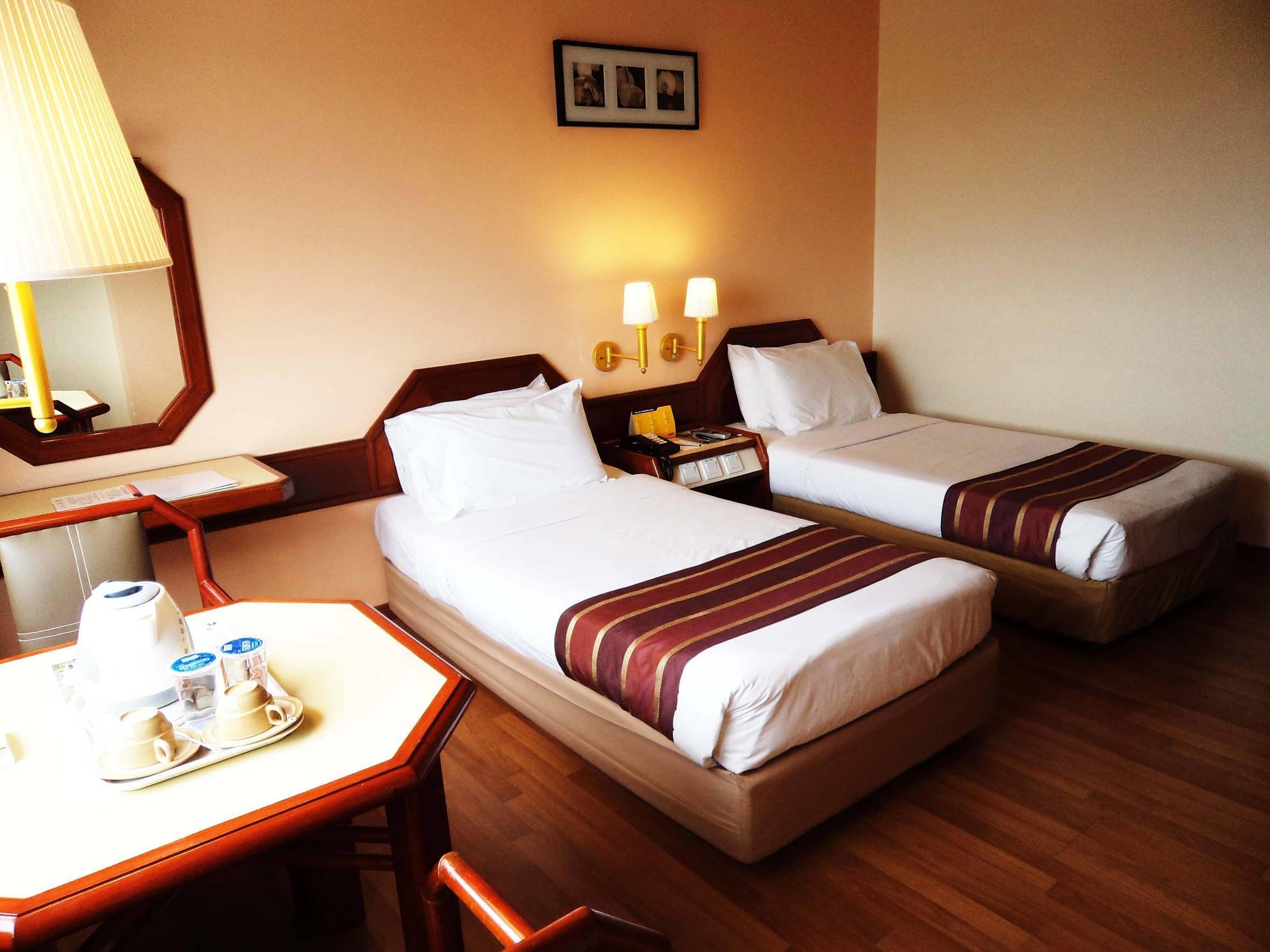 The Emperor Hotel Malacca מראה חיצוני תמונה