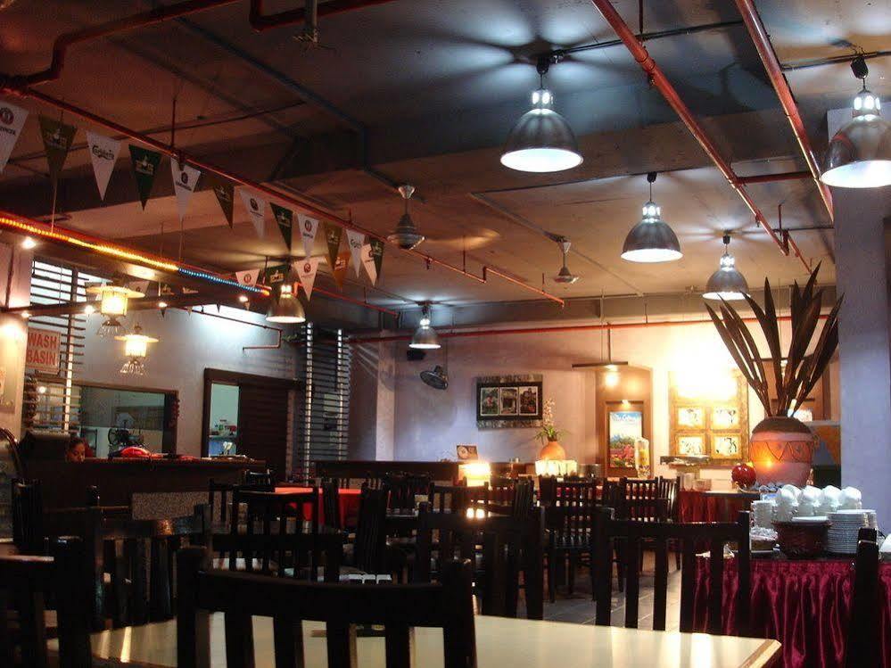 The Emperor Hotel Malacca מראה חיצוני תמונה